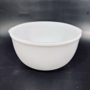 Vintage White Milk Glass Large 4qt Mixing Bowl By Glasbake Made For Sunbeam 19CJ